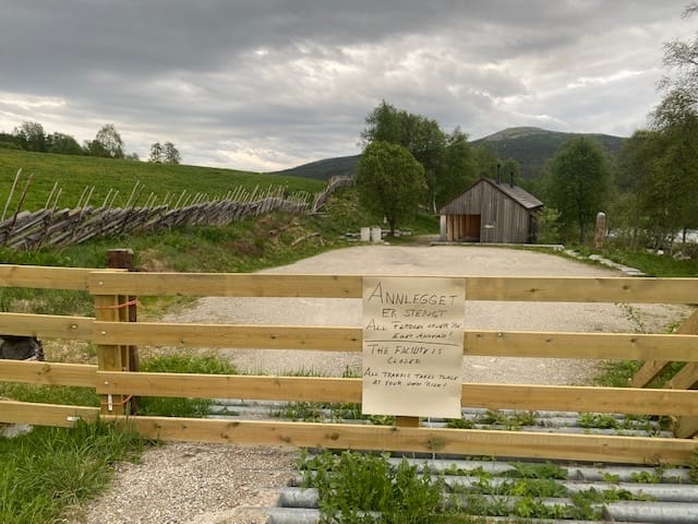 Stengt
